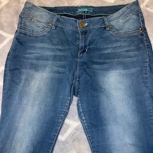 High wasted skinny jeans